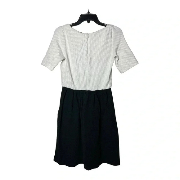 1599. GANNI BLACK AND WHITE IN COLOR FIT AND FLARE DRESS SIZE MEDIUM - Picture 6 of 9